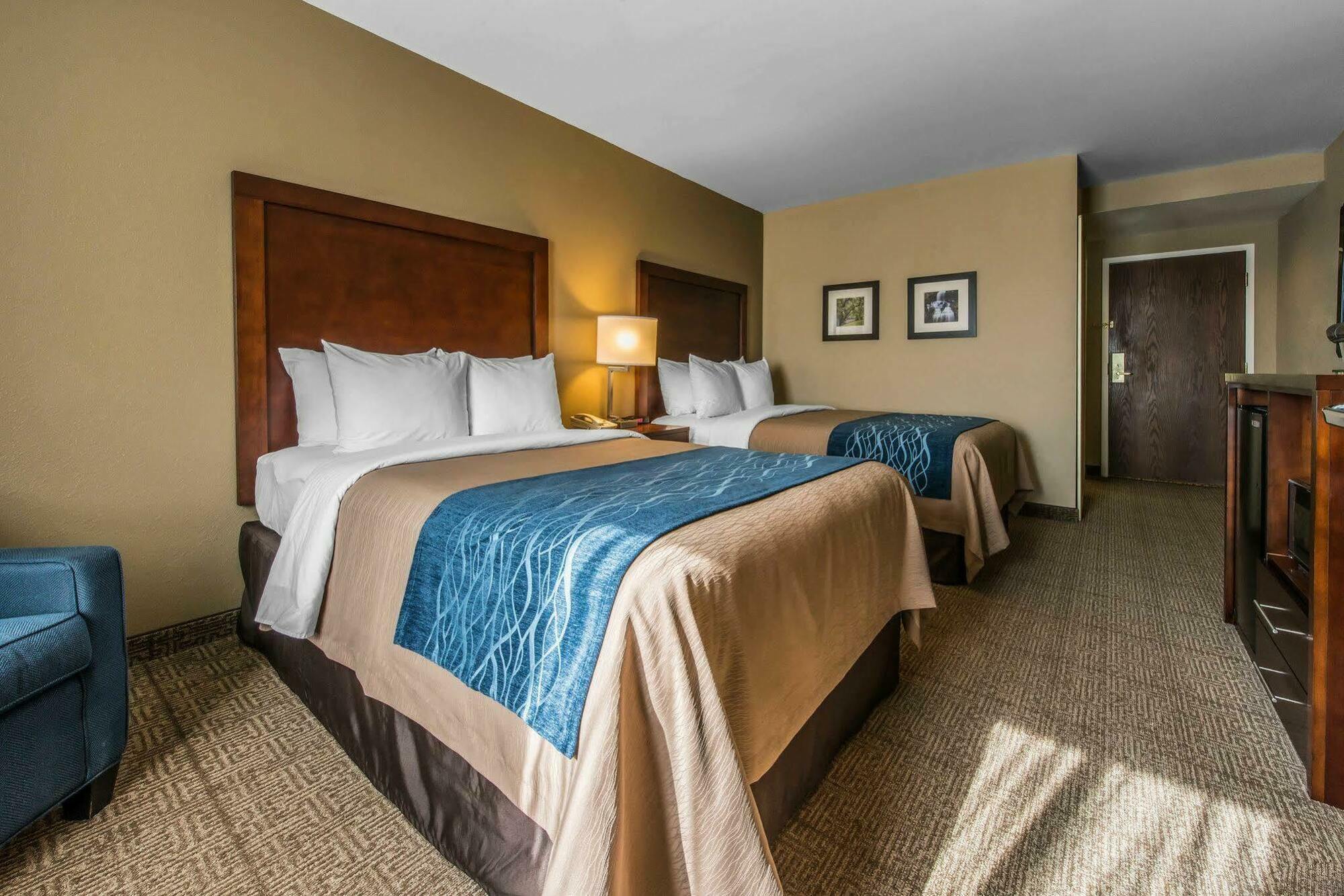 Comfort Inn Aikens Center Martinsburg Exterior foto